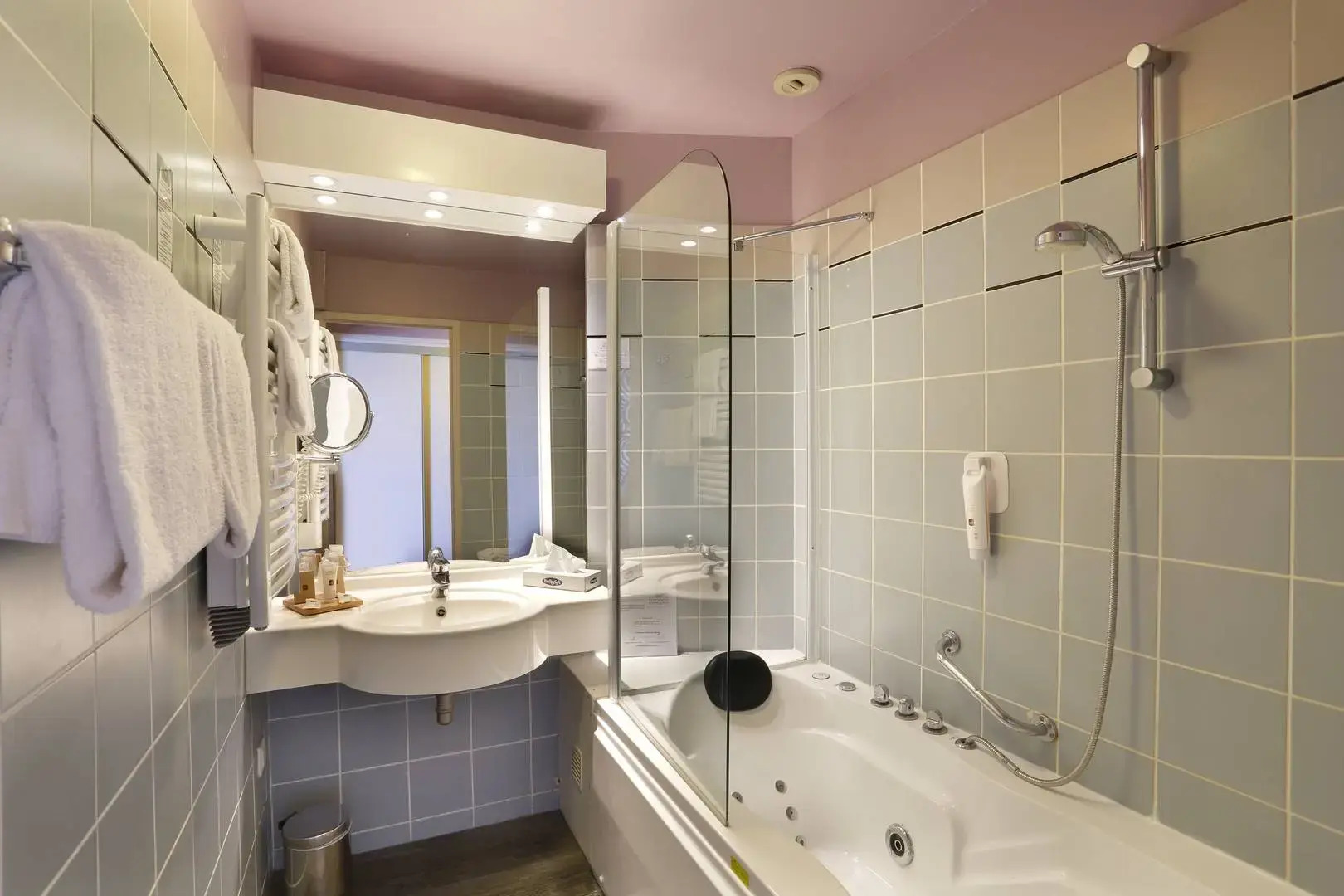 Hôtel du Golf de l'Ailette, The Originals Relais