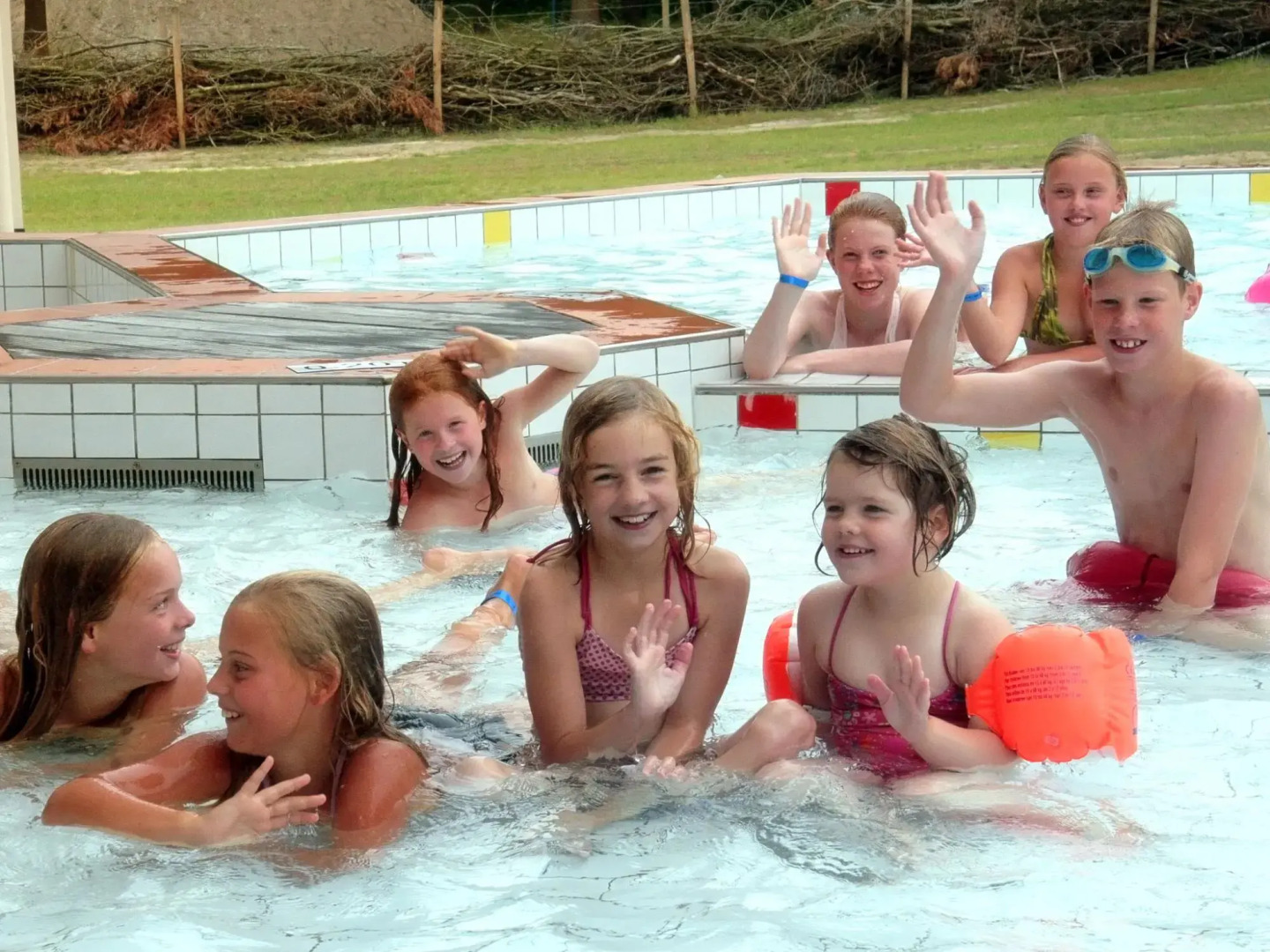 Cozy Bungalow With two Bathrooms, in the Forest