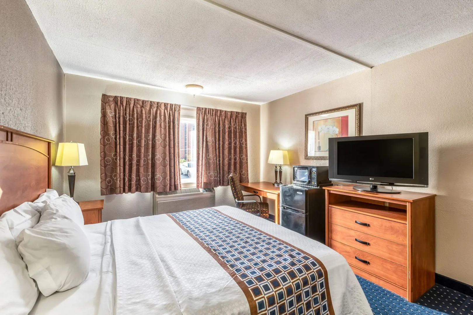 Magnuson Hotel Detroit Airport