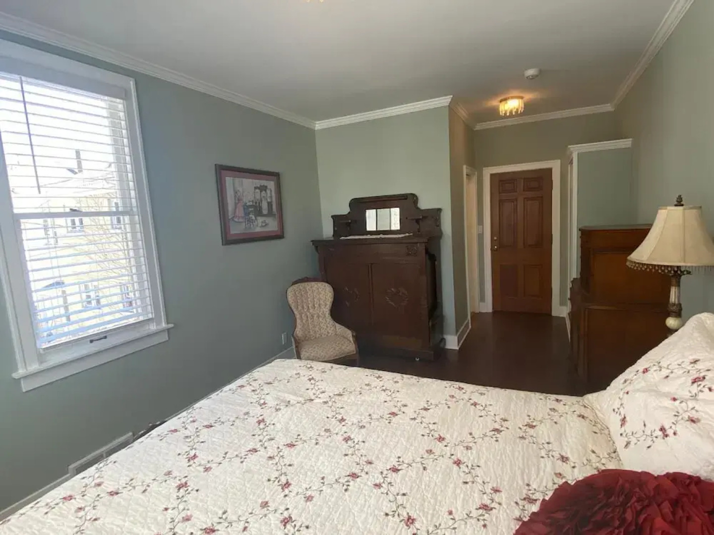 Valparaiso Inn Bed & Breakfast