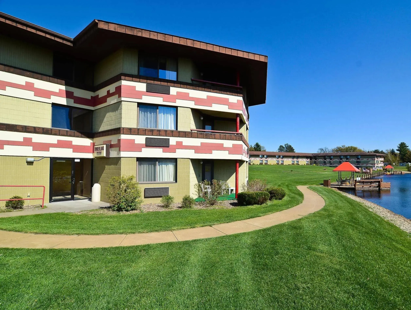 Отель Black River Falls