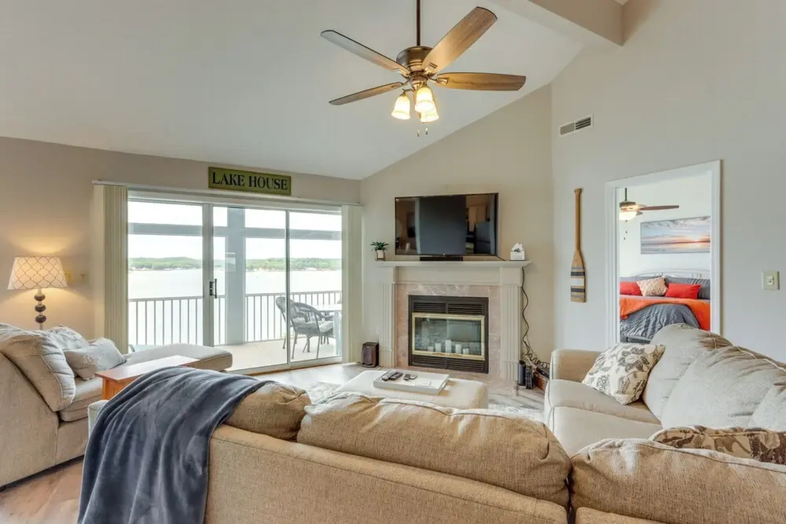 Lakefront Ozark Getaway w/ Views + Community Perks