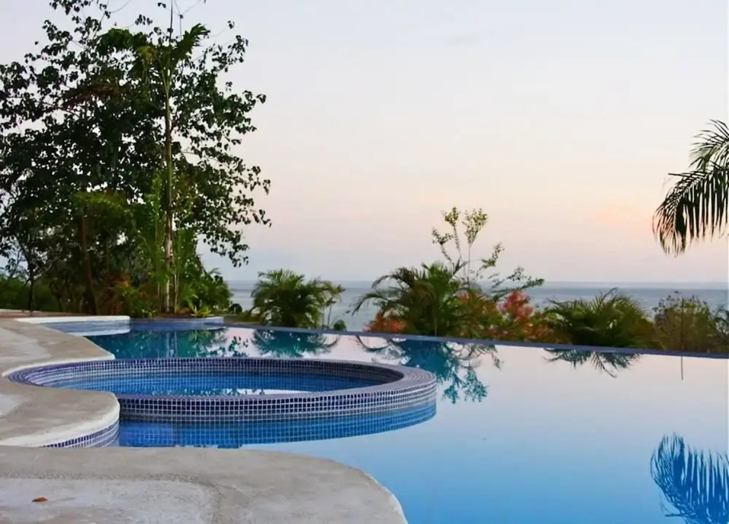 Condo Amazing Ocean Views