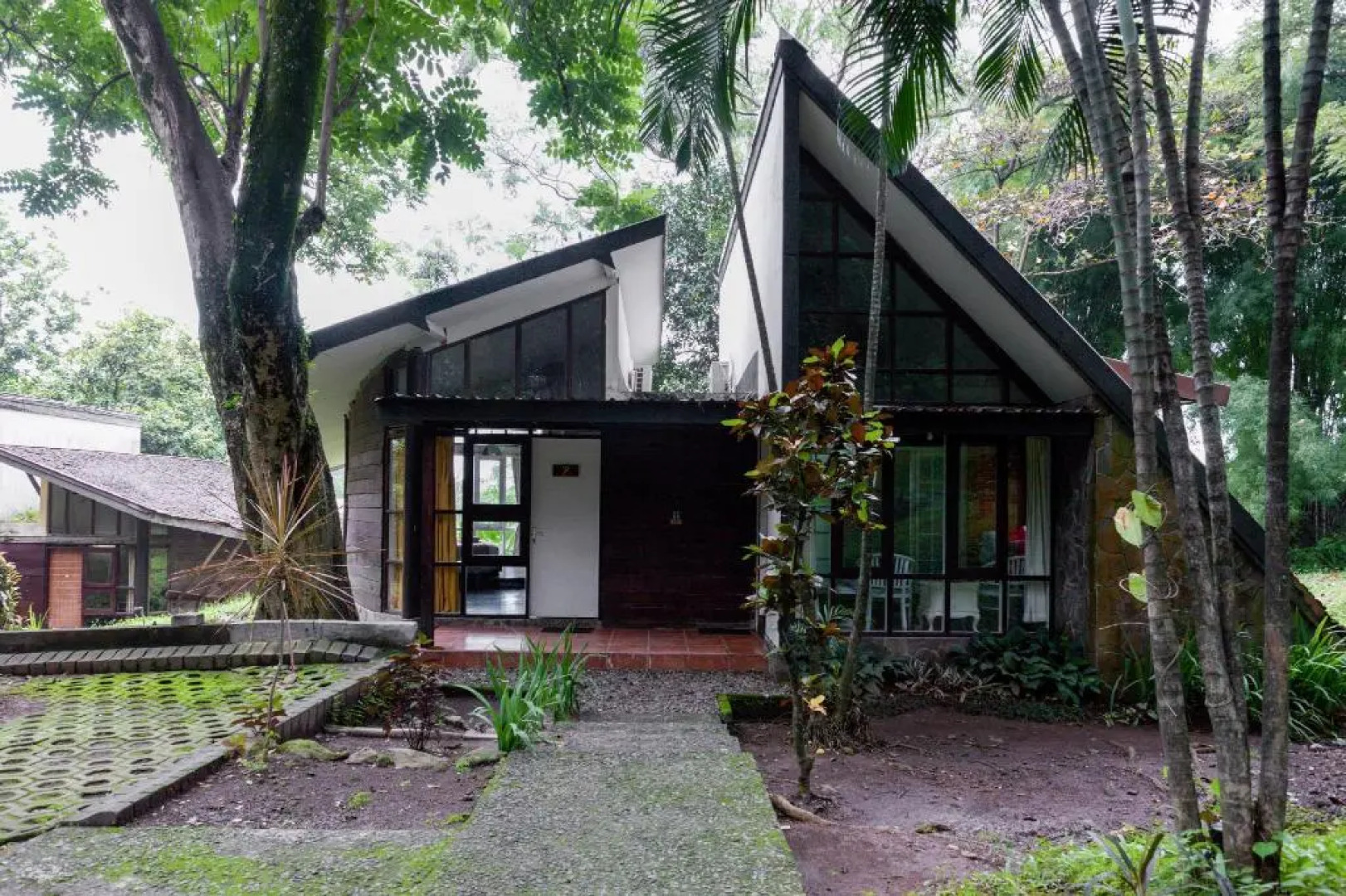 OYO 430 Grand Mulia Sakinah Boutique Hotel