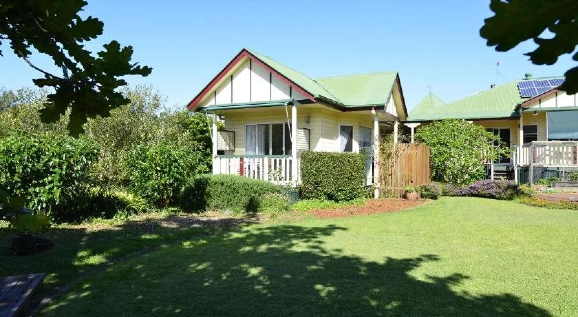 Rosevillehouse Bed & Breakfast