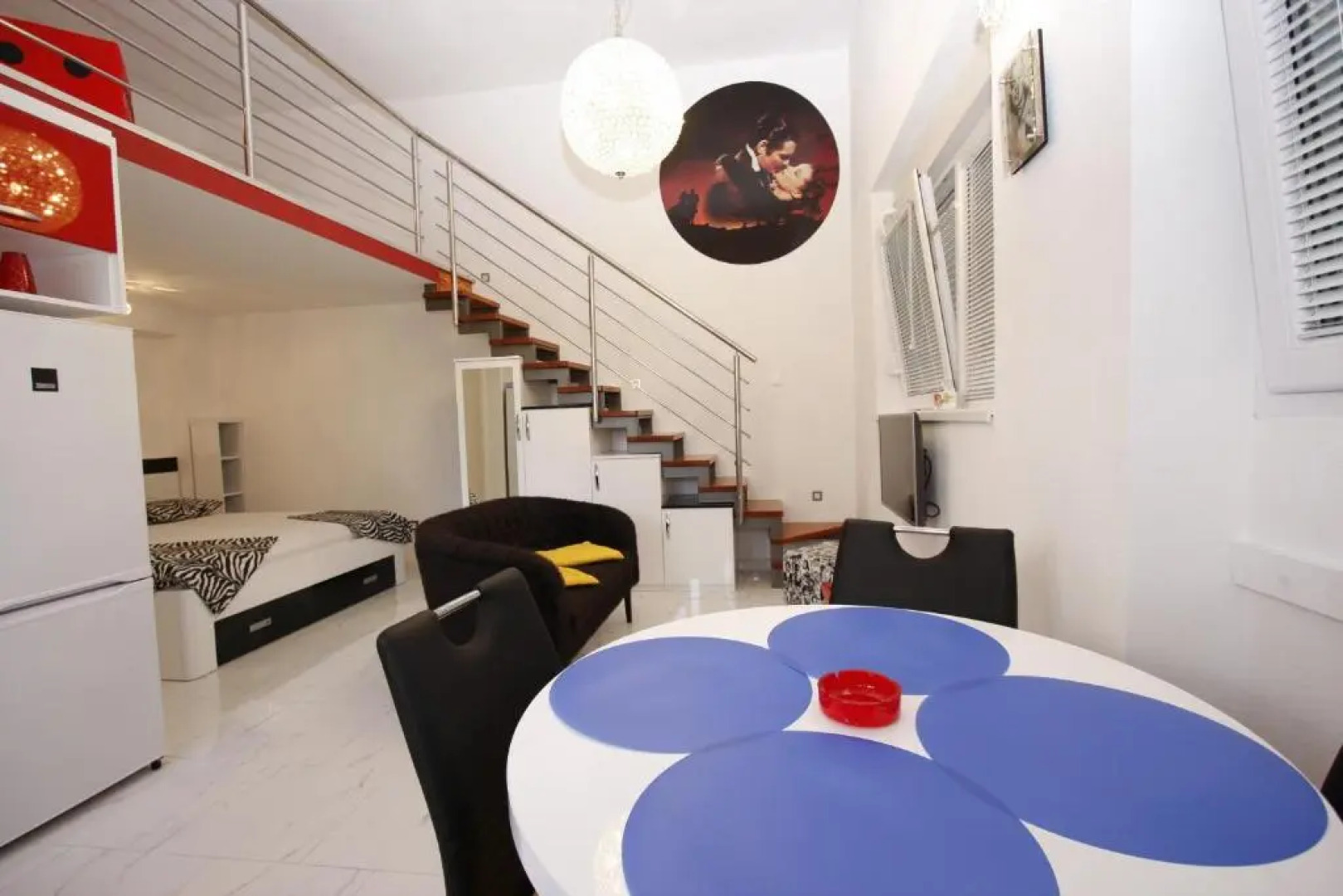 Apartment Love Story