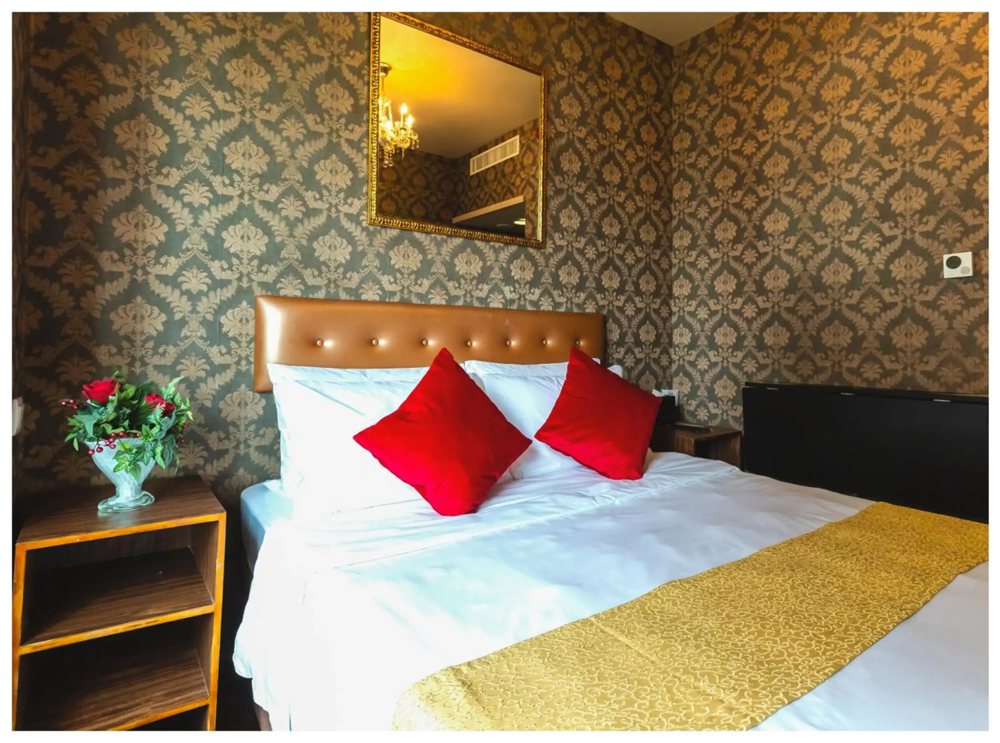 Ramada Grand Tsim Sha Tsui (Former Ramada Hong Kong Grand Tsim Sha Tsui)