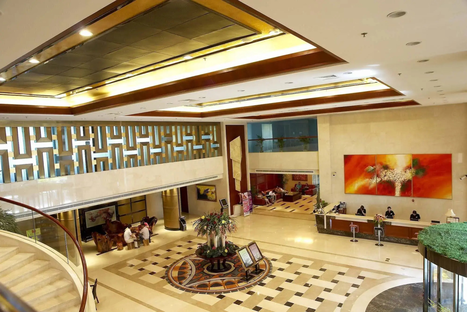 Bossman International Hotel