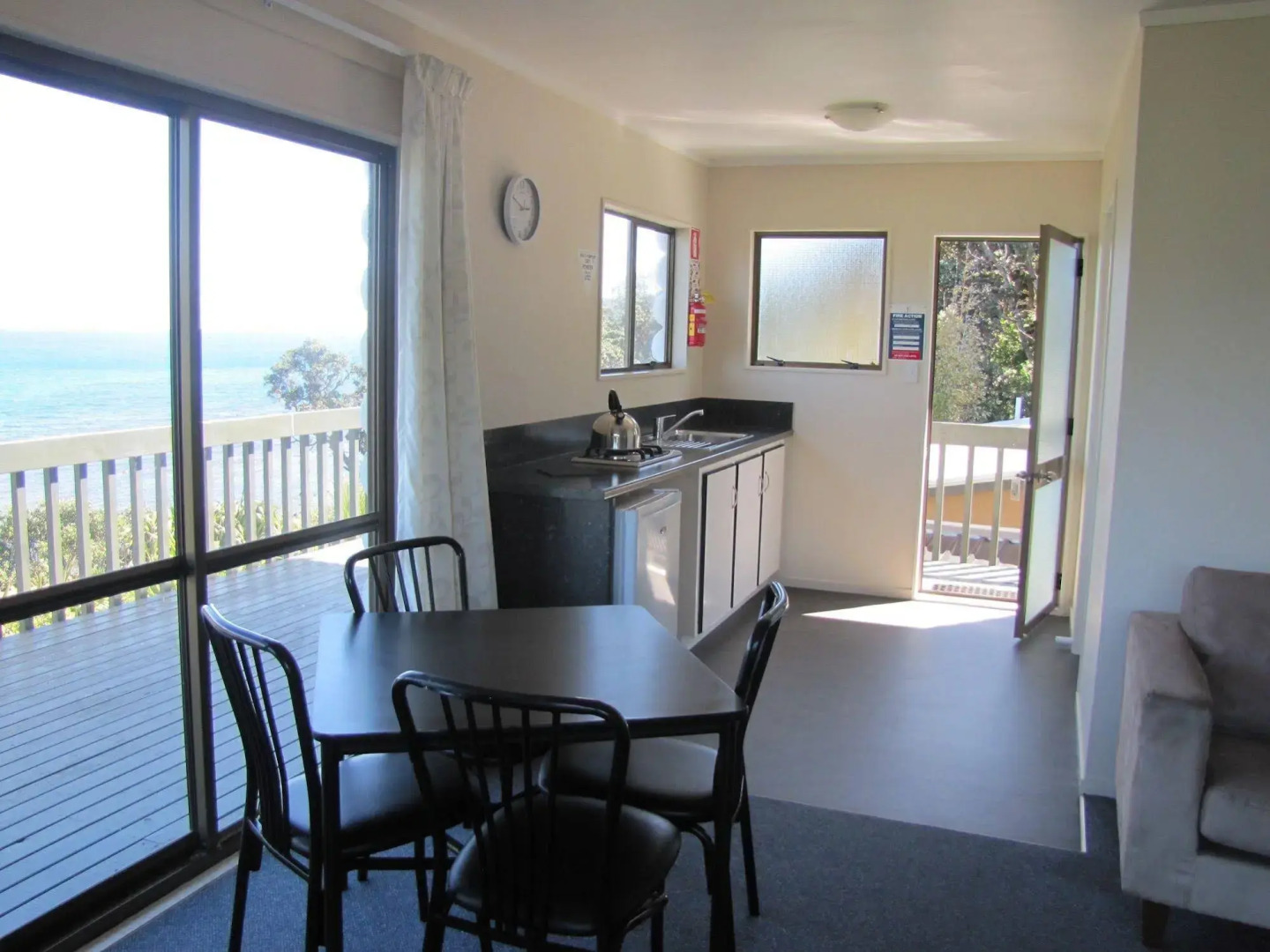 Tipi and Bob's Waterfront Lodge