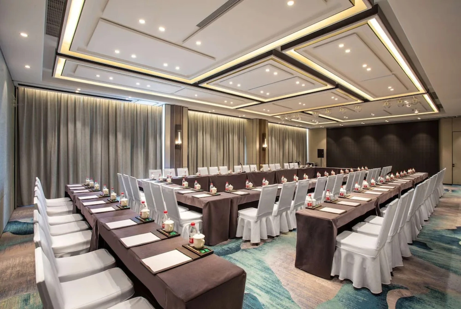 Ramada Plaza Wyndham Xiangyang Xiangzhou