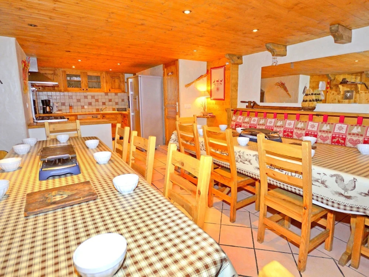 Luxurious Chalet in Champagny-en-vanoise Near Ski Area