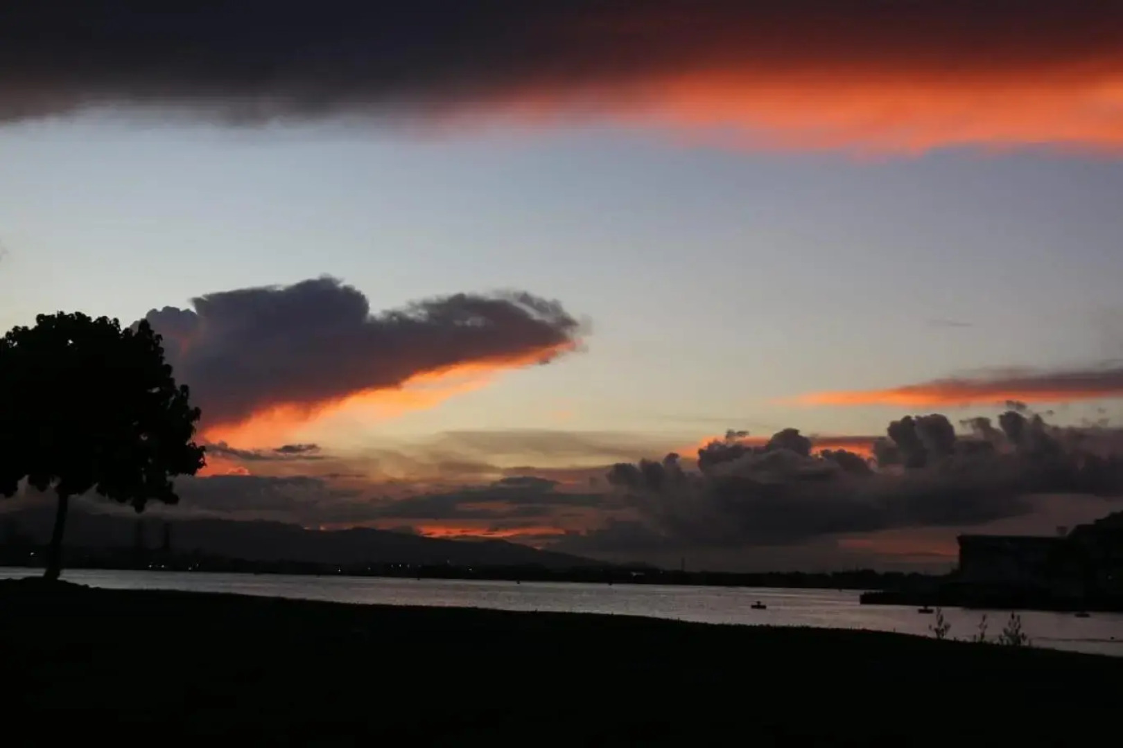 Studio ds résidence sécurisée avec vue & accès à la mer .