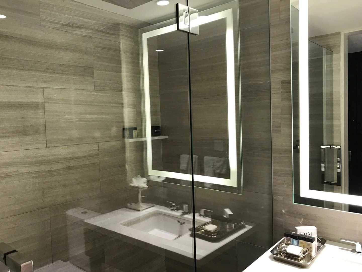 Отель The Manhattan at Times Square