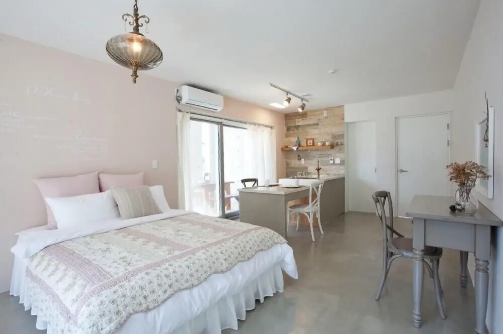 Momo Guesthouse Pension