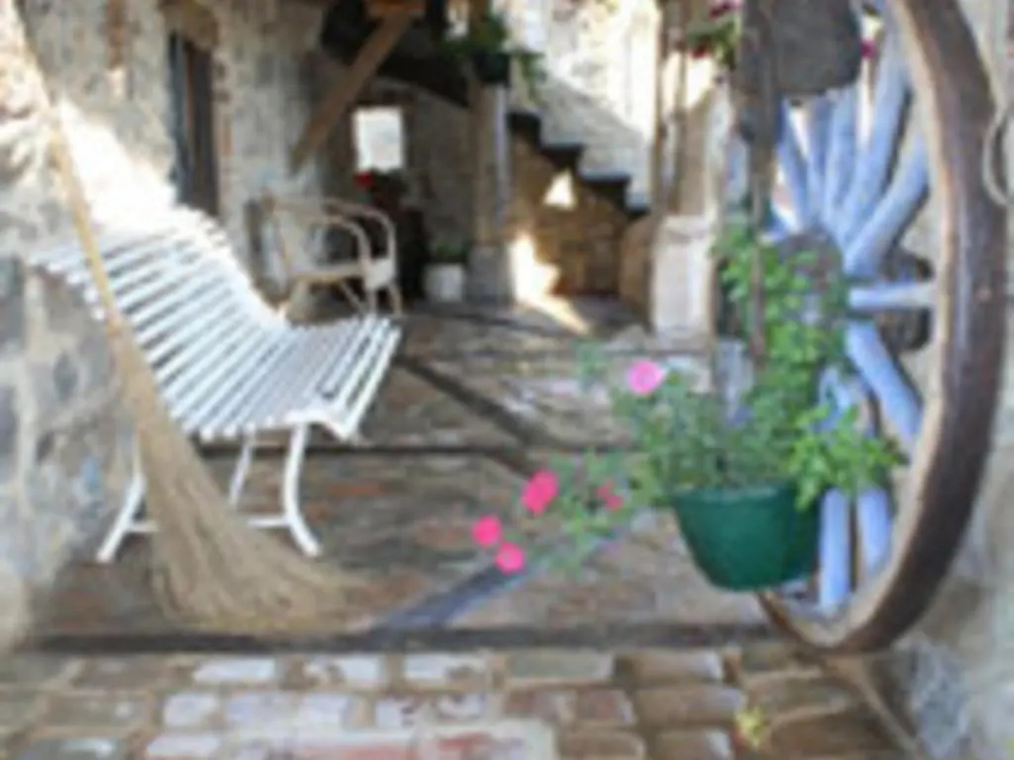 Gîte Chirassimont, 2 pièces, 4 personnes - FR-1-496-137