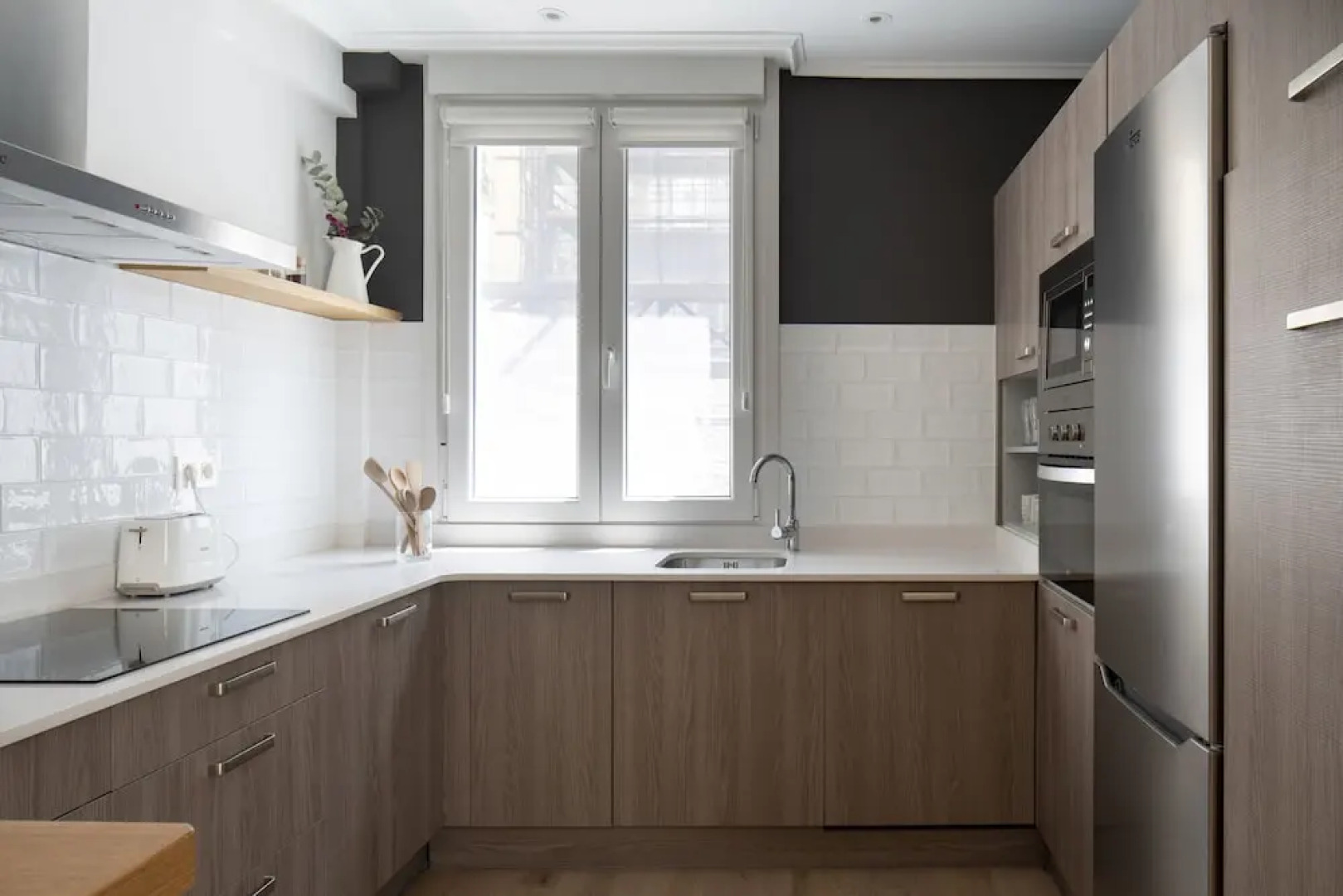 PREMIUM LOCATION! Central Park and Guggenheim