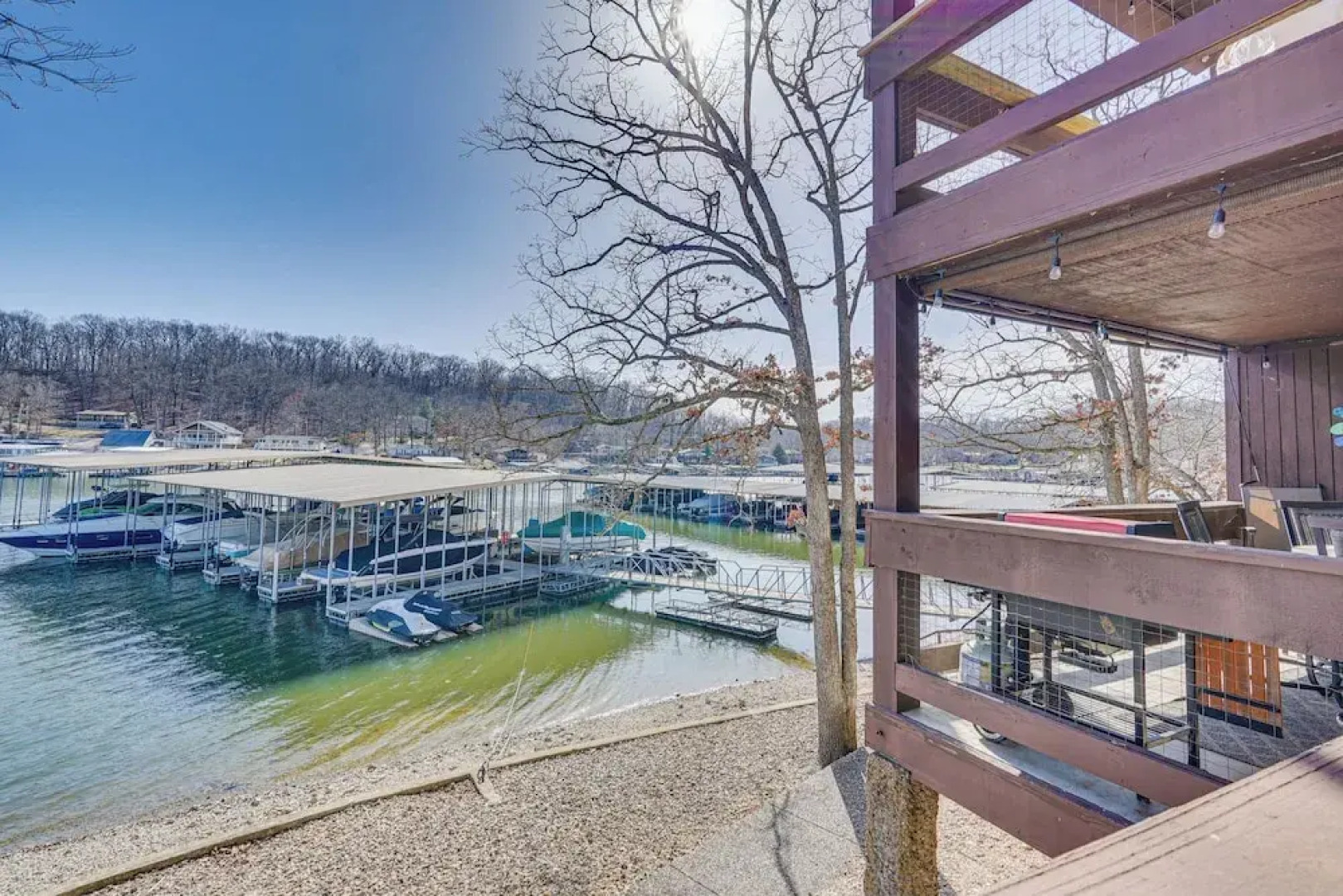 Lakefront Condo w/ Resort Amenities in Osage Beach
