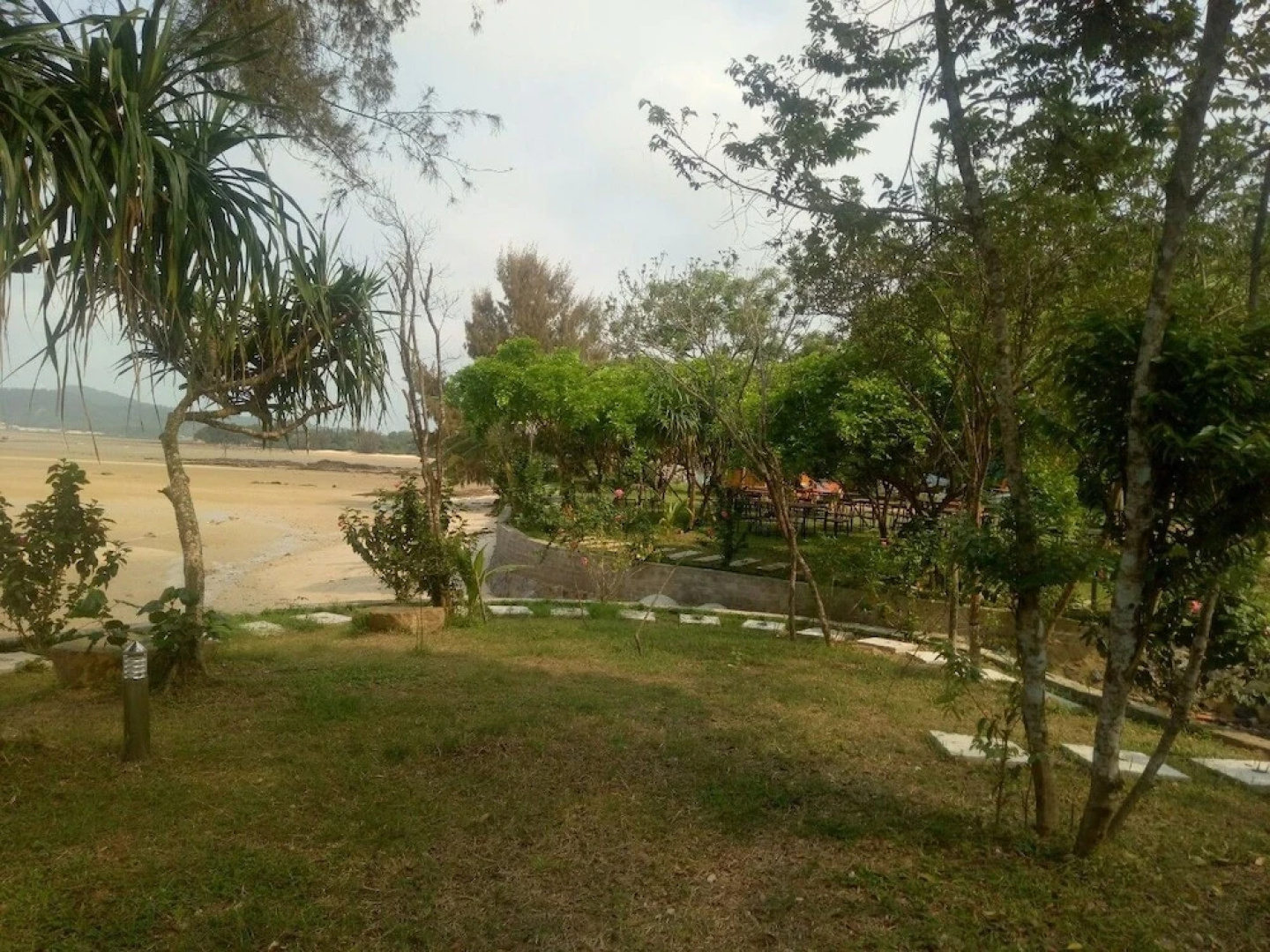 Thuy Hoang Resort