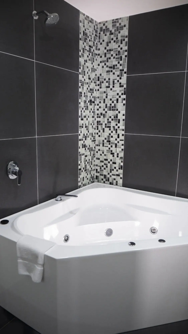 Carnmore Hotel Takapuna