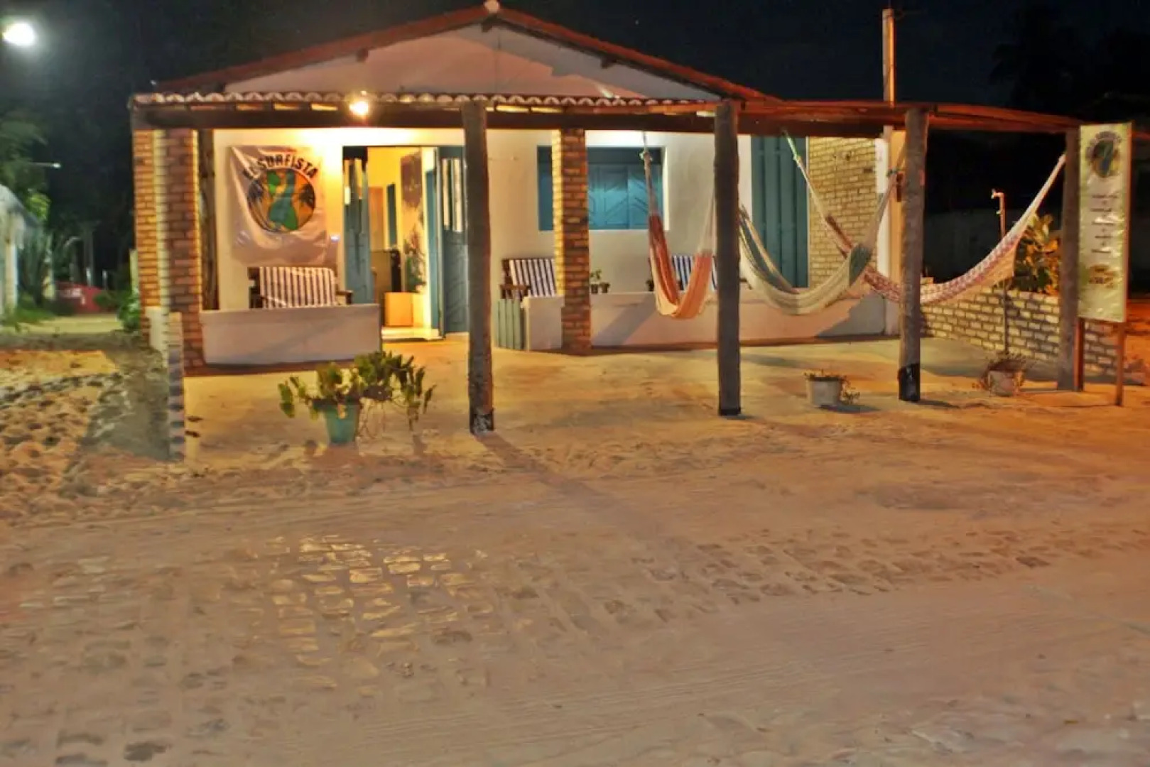 El Surfista Hostel - Pousada