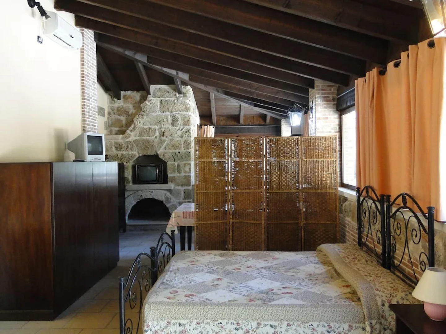 Lovely Apartment in Portland With Garden and Patio