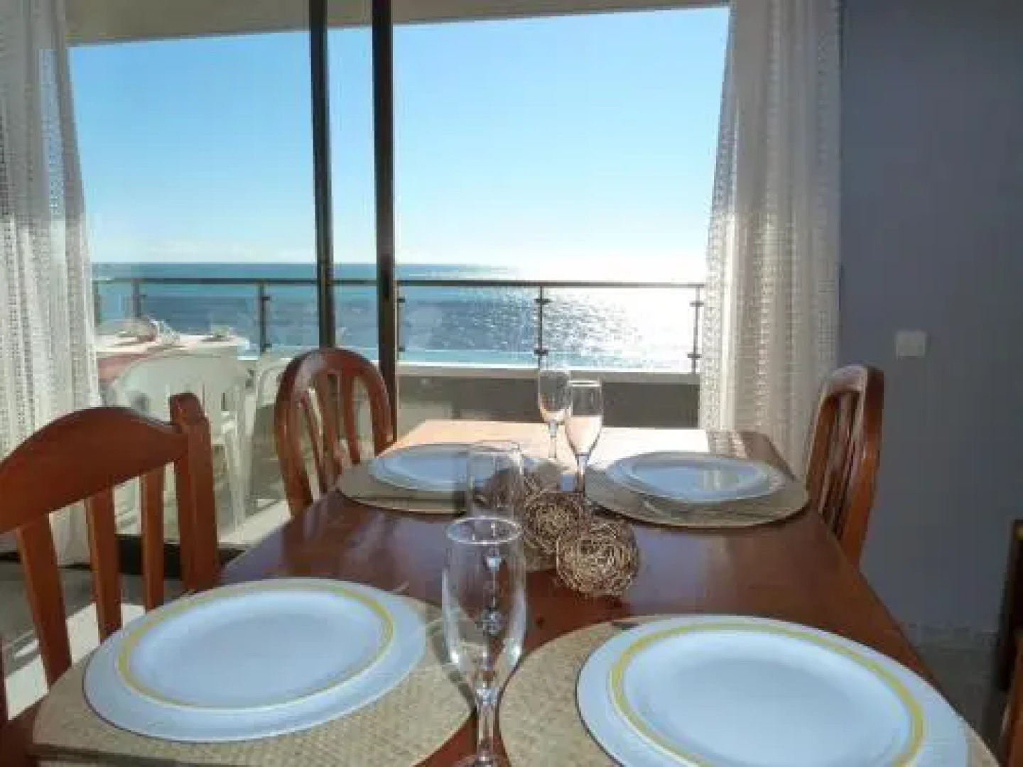 Villa Service - Apartamentos Mesol