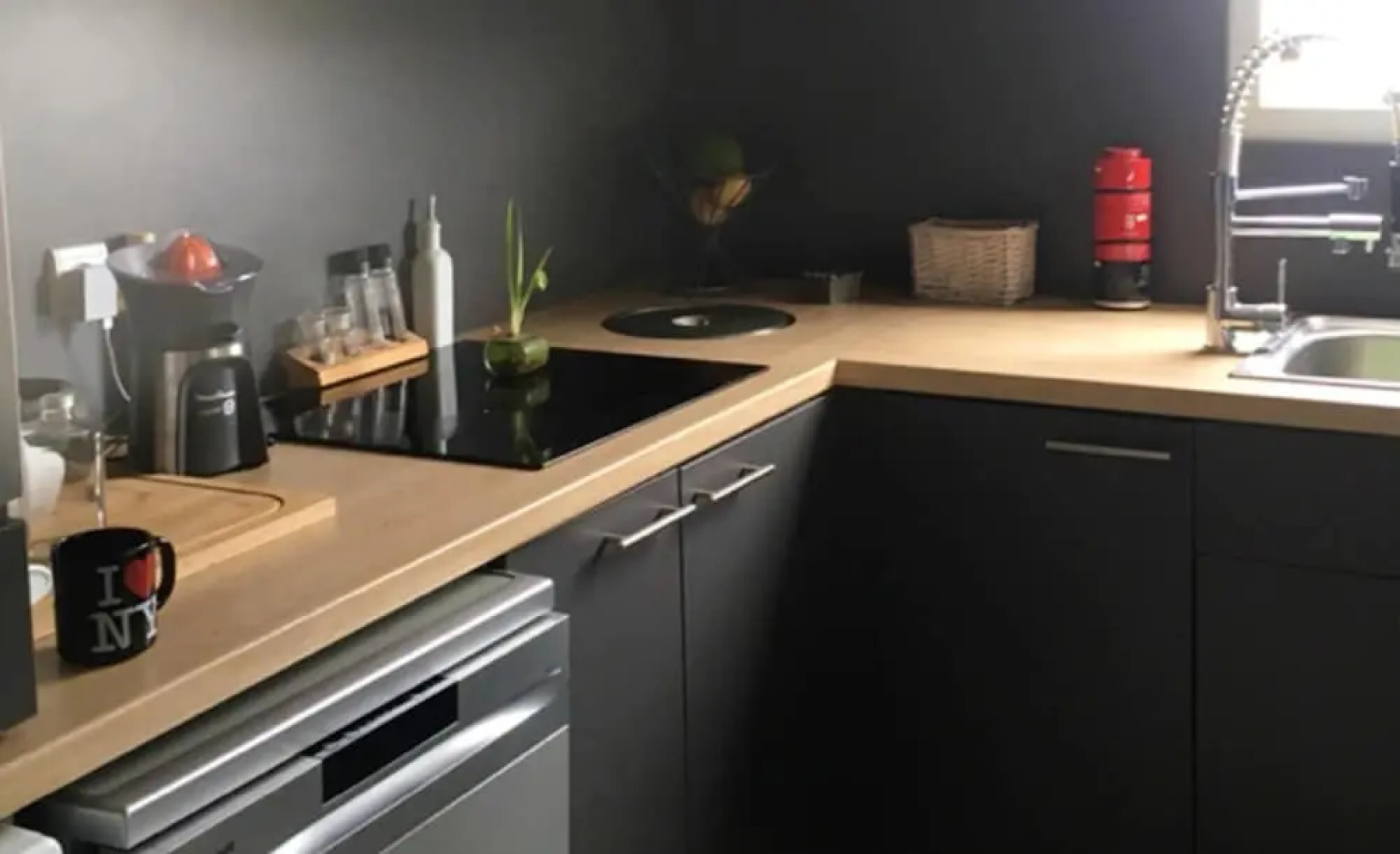 Apartment with 3 Bedrooms in Saint-Gilles Les Bains, with Furnished Terrace And Wifi - 2 Km From the Beach