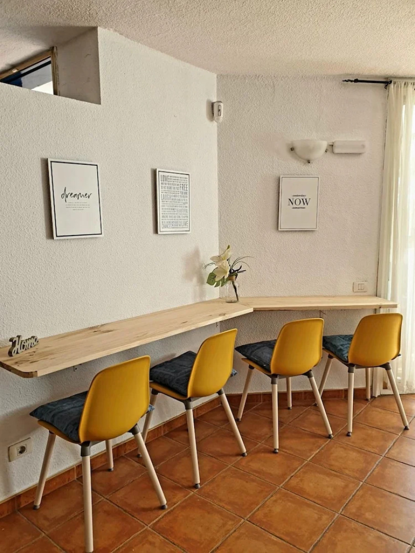 Endless Summer Hostel - Adults Only