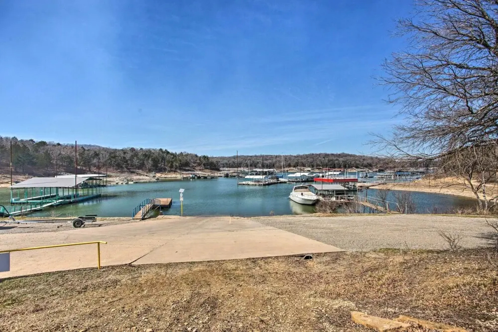 Pottsboro Home < Half-mi to Lake Texoma!