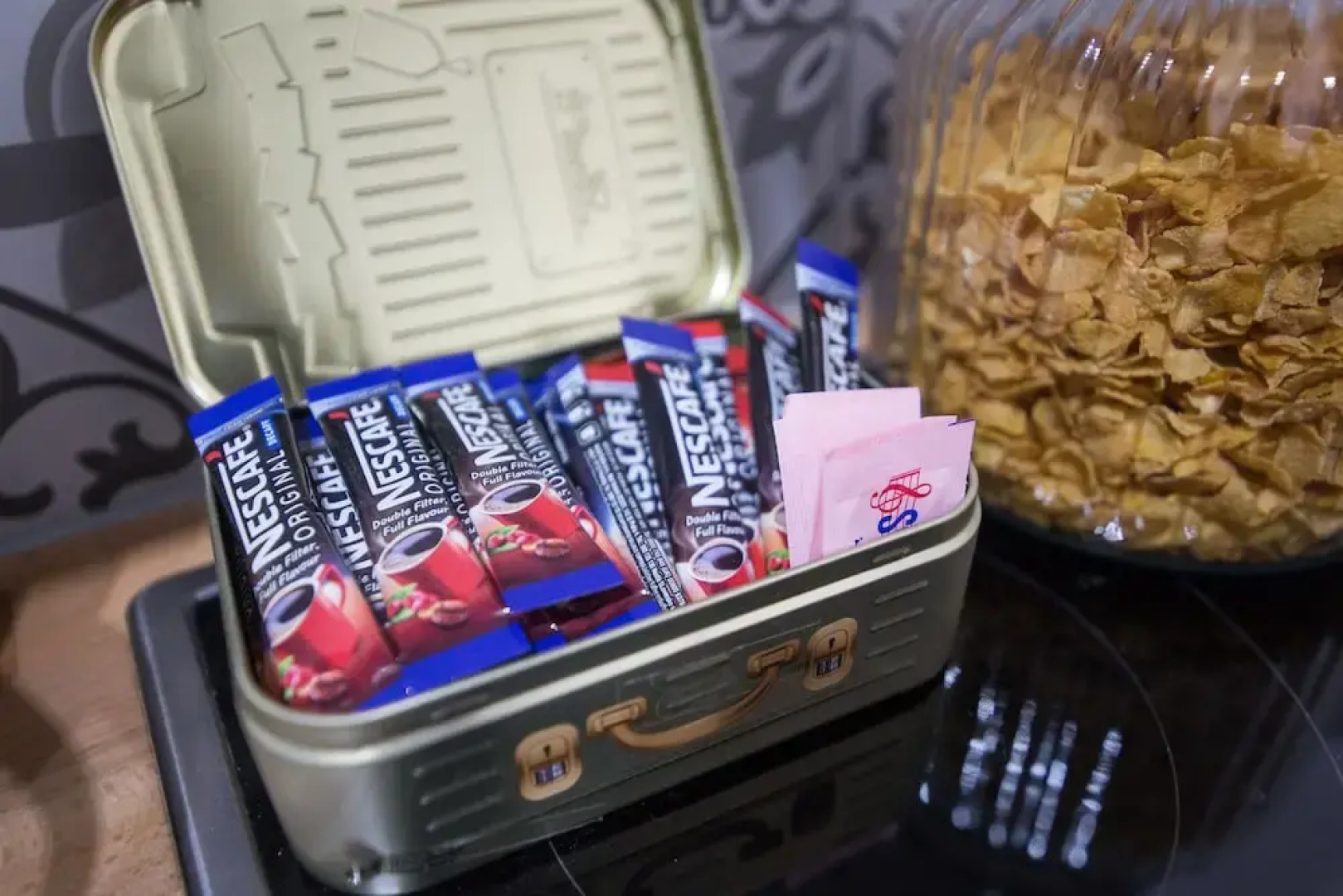 The Burrow City Rooms (Homestay)