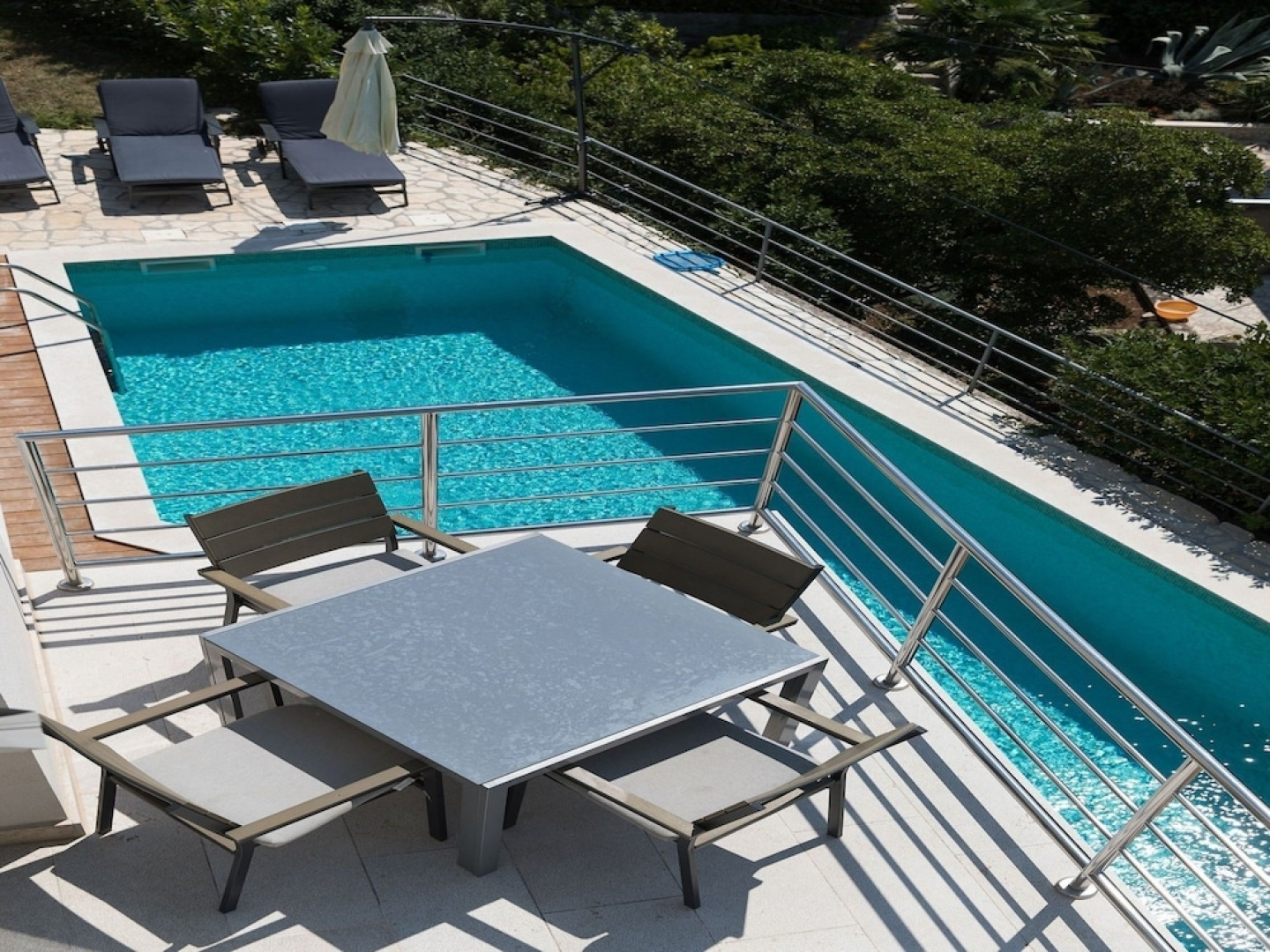 Modern Villa With Pool and Hot Tub, Near the Sea