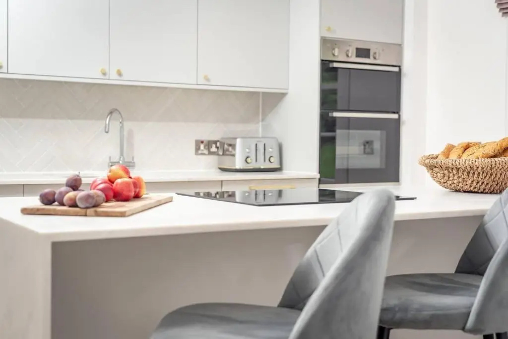 Captivating 4-bed House in Killin