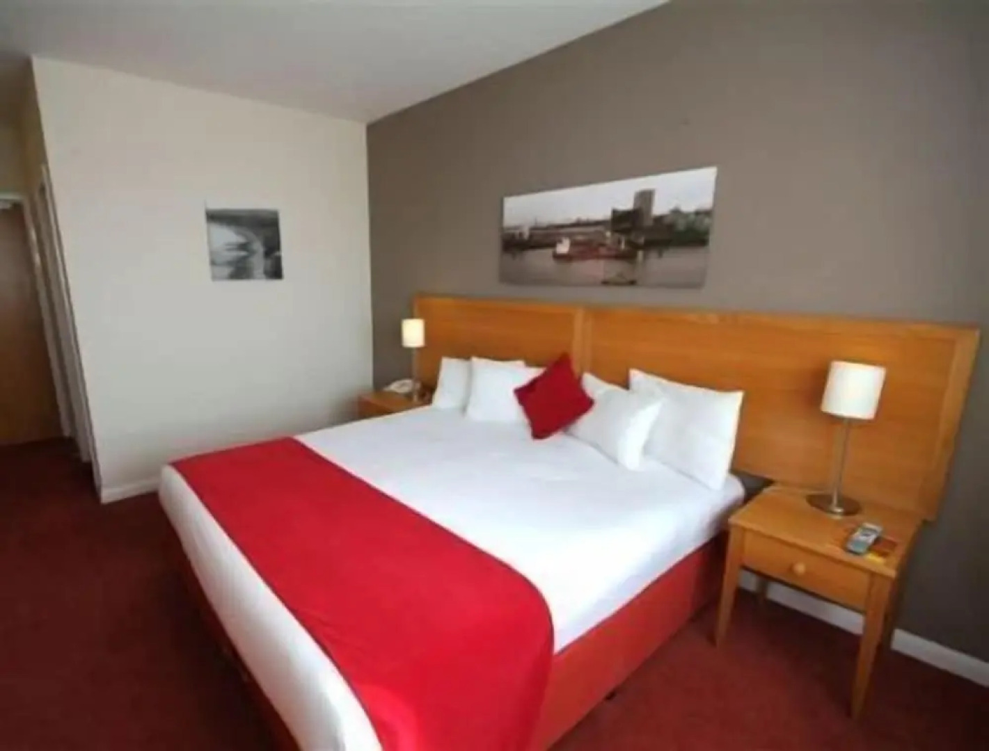 Kingstown Hotel by Greene King Inns