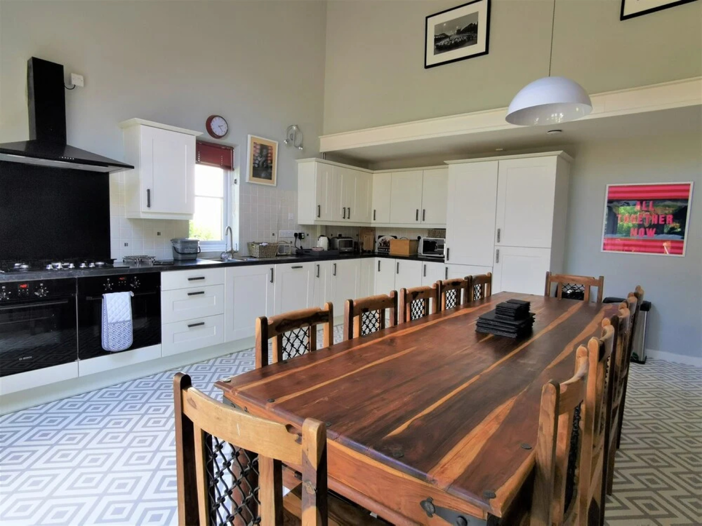 Coach House - 5 Bedroom - Llanfyrnach