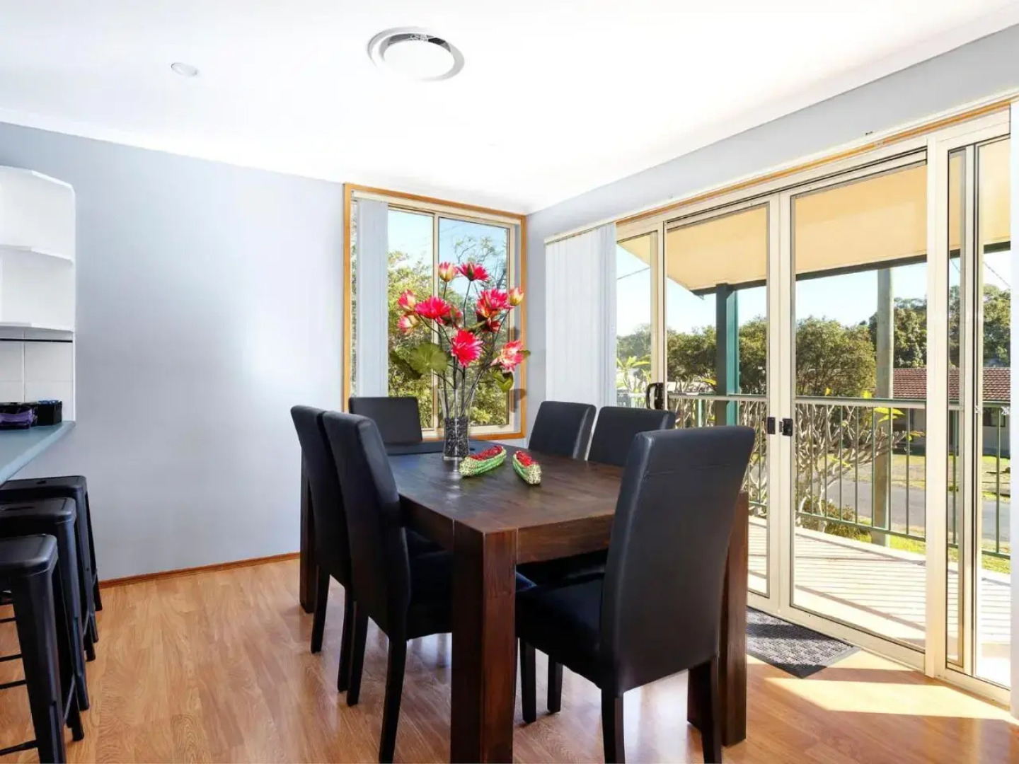 Close To The Myall River - Pet Welcome