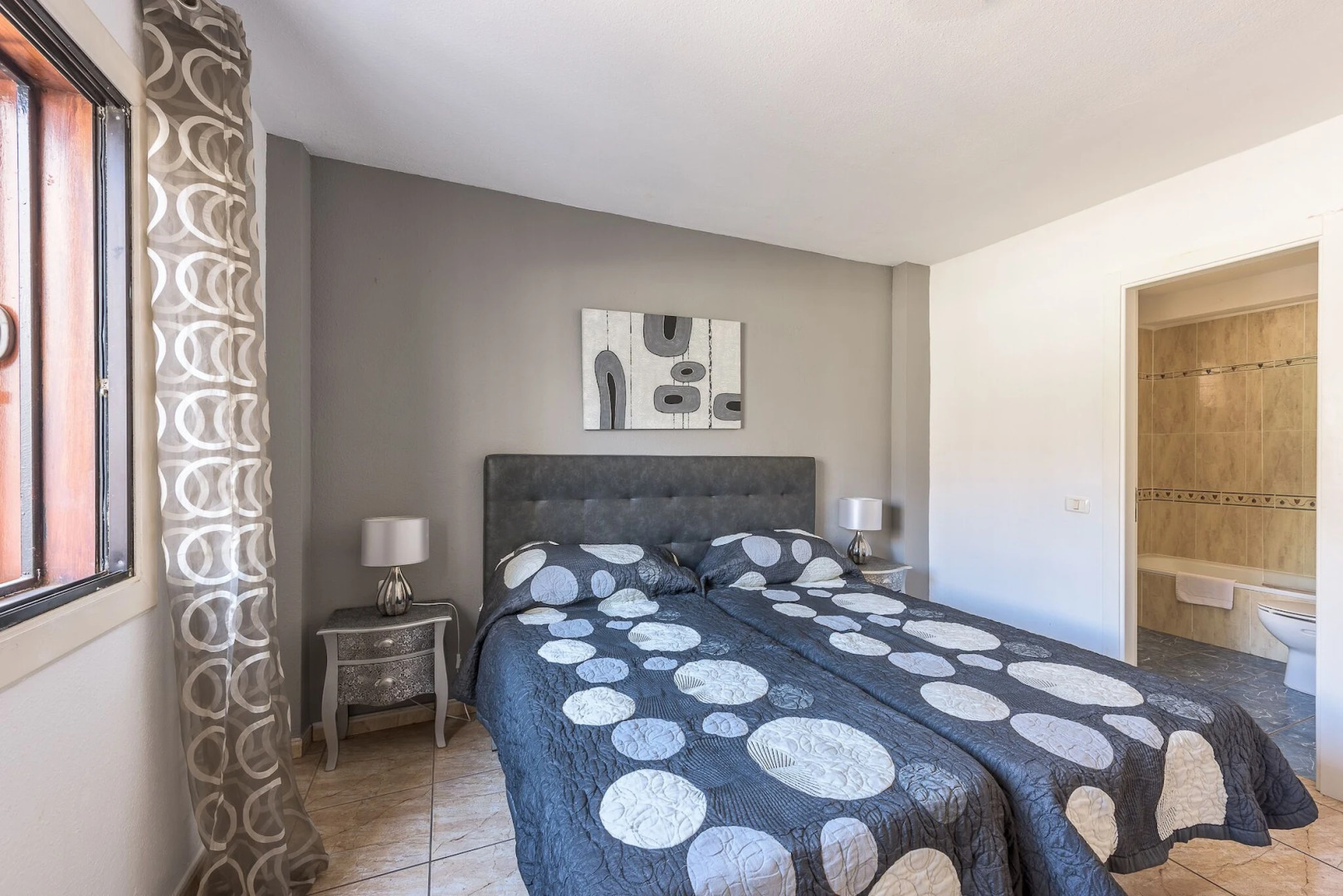 Paloma Beach Apartments