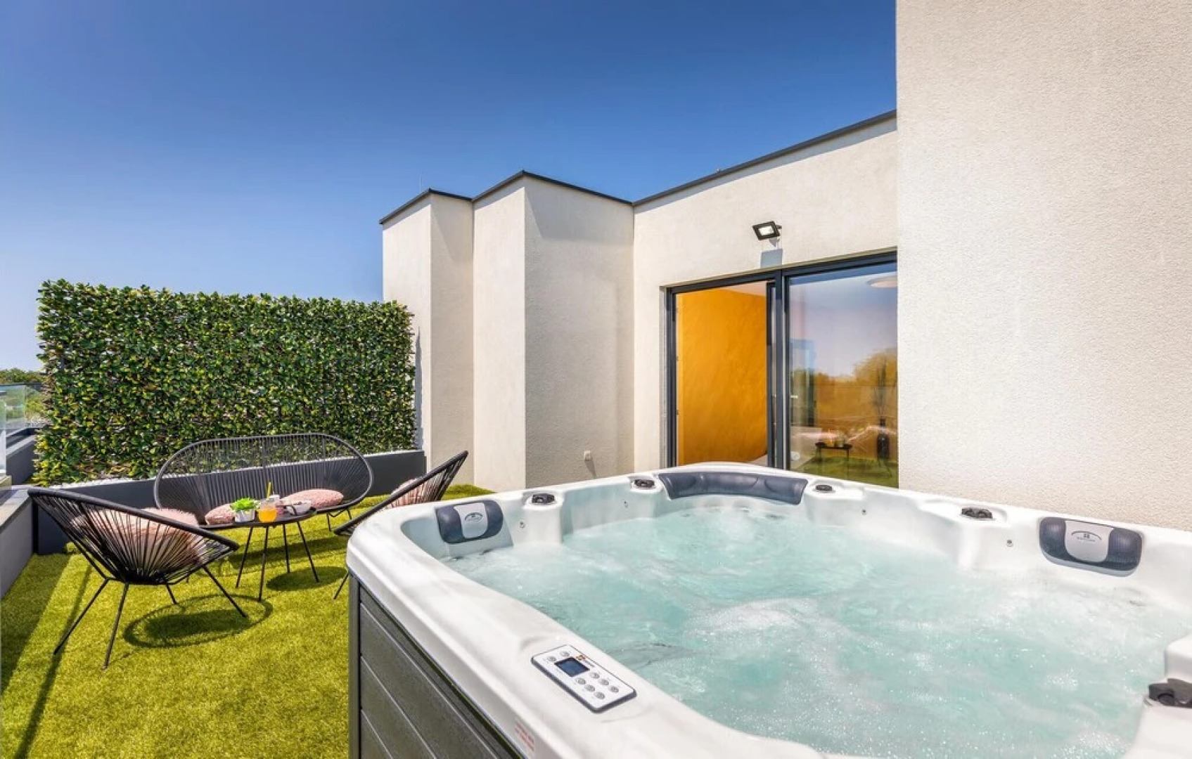 Nice Home in Peroj With Outdoor Swimming Pool, Wifi and 2 Bedrooms