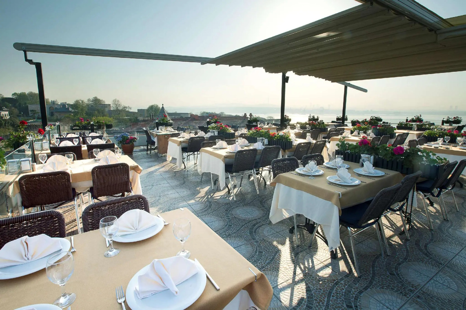 Seven Hills Hotel - Special Class