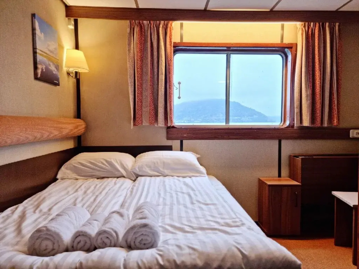 MS DIANA - Nava de croaziera pe Dunare