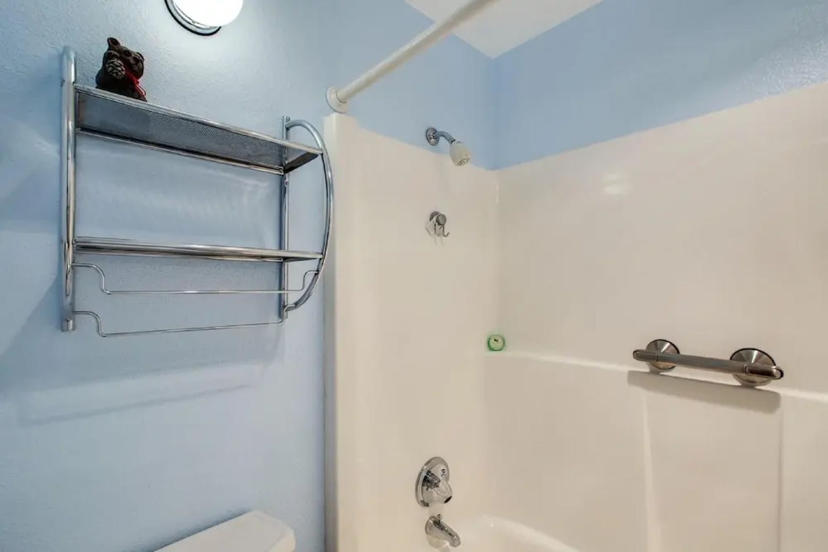 Snowater Condo #28 - Ground Floor - Sleeps 4