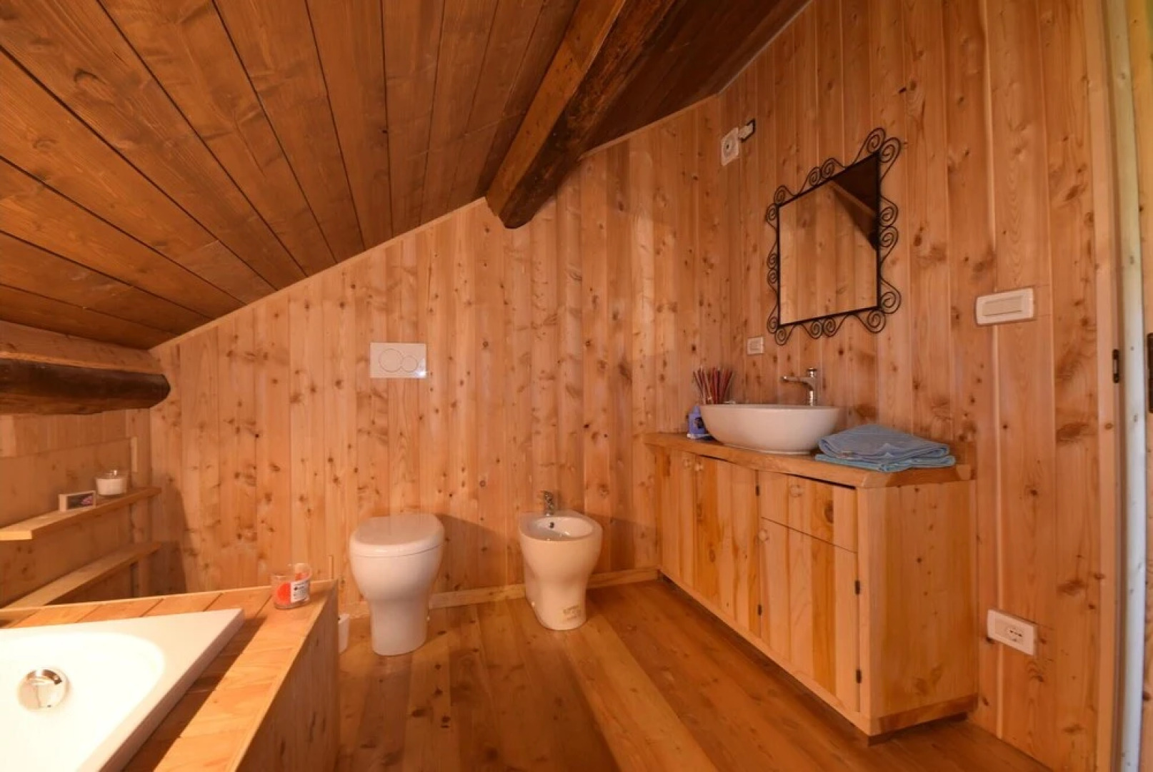 Amazing Home in Tiglieto With 4 Bedrooms