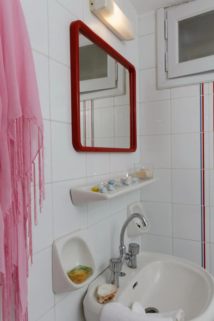 Remi Studios & Apartments