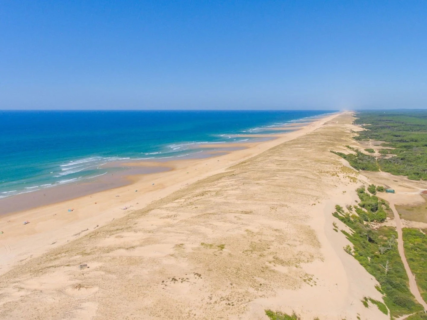 Pretty Mobile Home With a Covered Terrace 100 m From the Beach