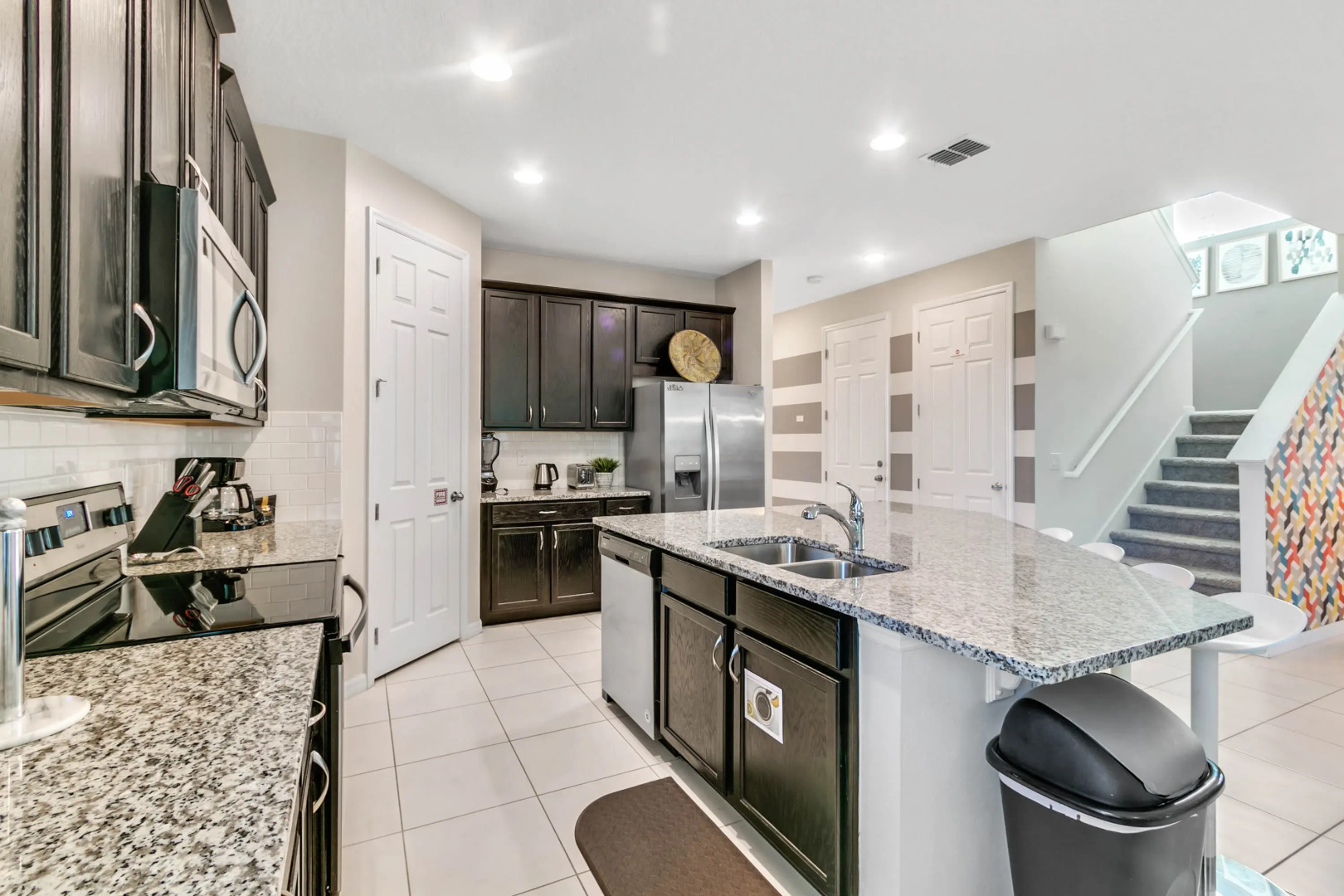 5 Bedrooms / 5.5 Bathrooms / Solara (1620 HG), Kissimmee, US