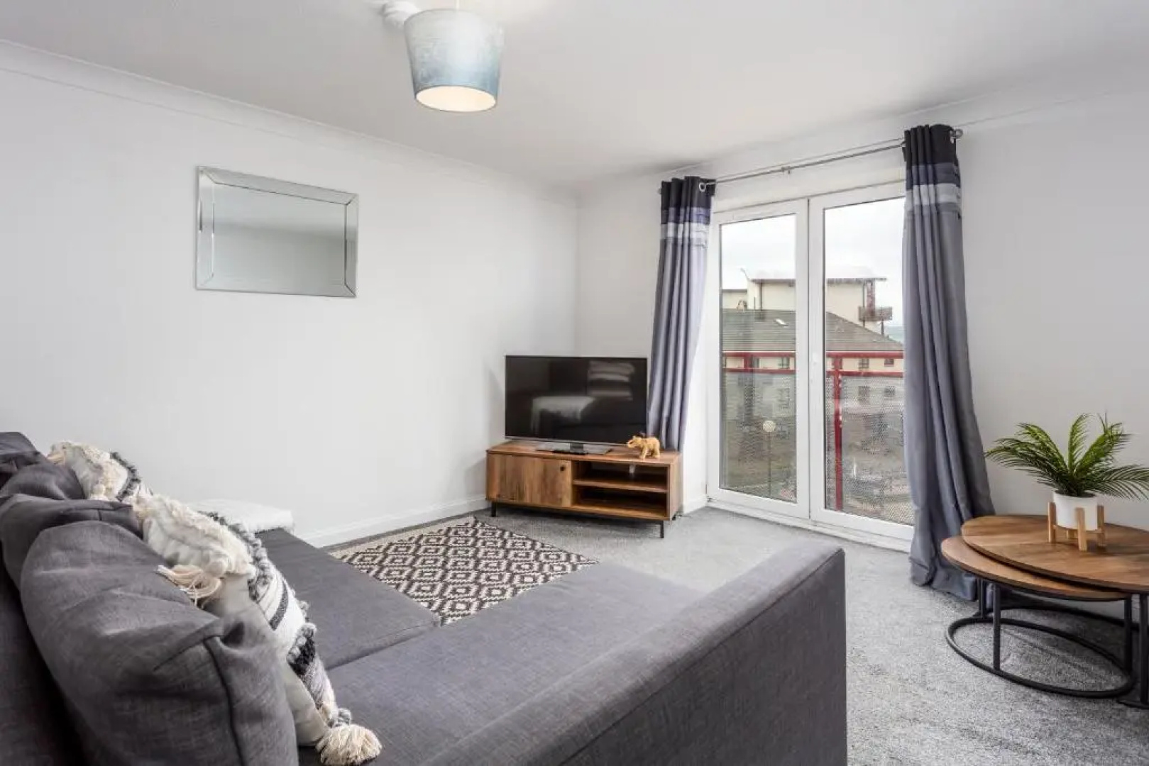 Isla Retreat – Donnini Apartments