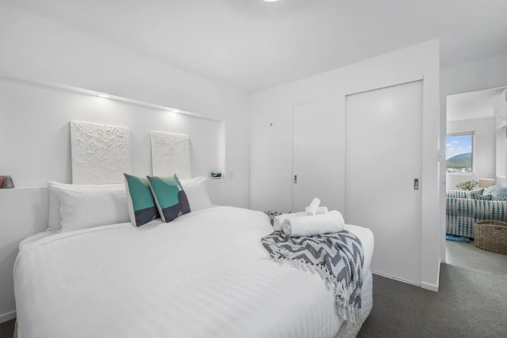 Cosy Cottesloe - Mount Wellington View