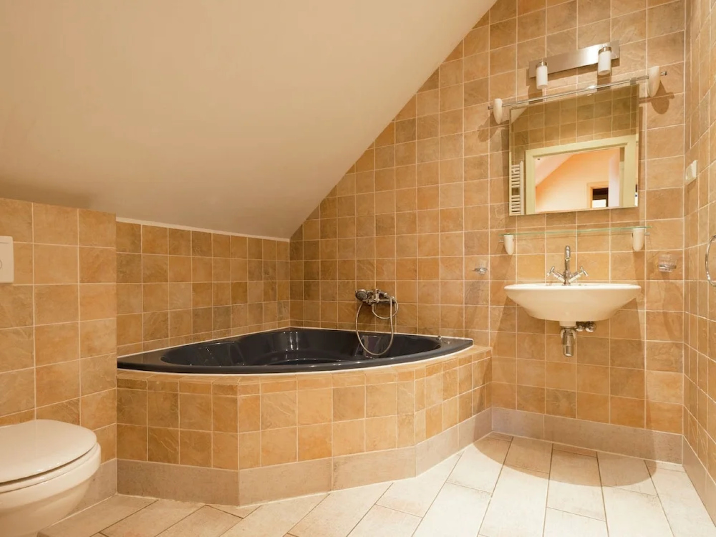 Secluded Farmhouse in Balkbrug with Hot Tub