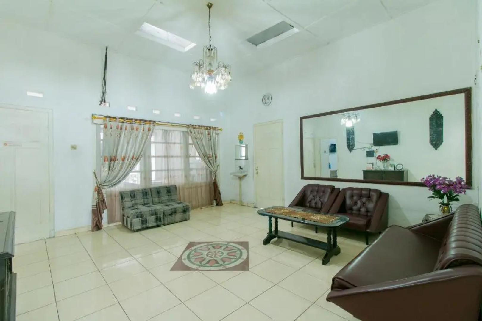 OYO 1707 Hotel Mustika Widyasari