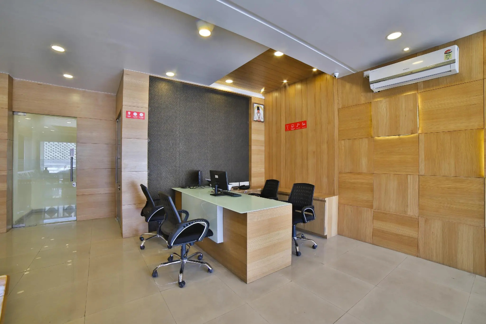 OYO 29126 Bhagyoday Hotel