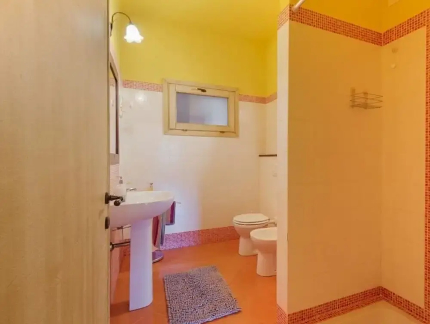 Villa Popiglio Comfortable Holiday Residence